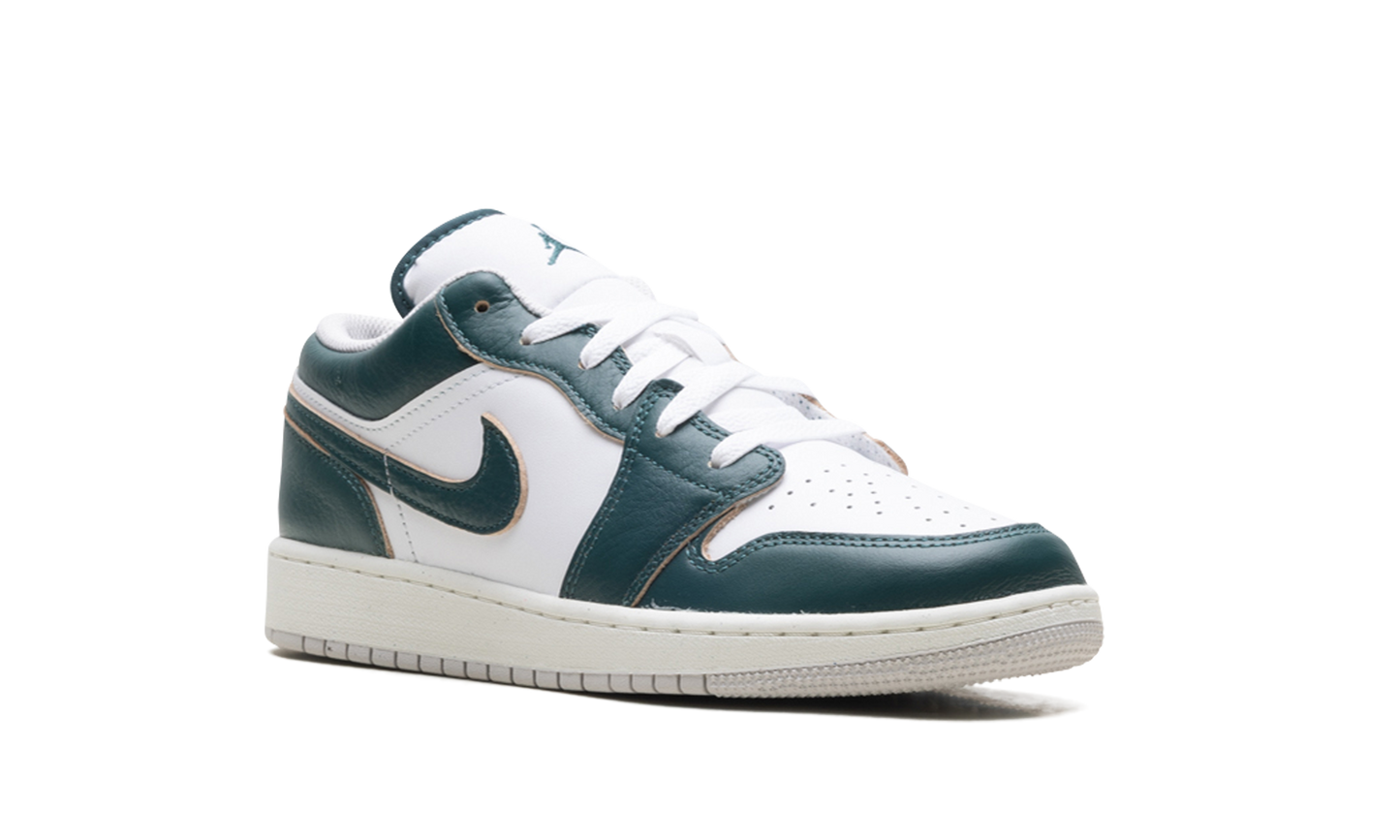 Jordan 1 Low SE GS "Oxidized Green" FQ8041 300