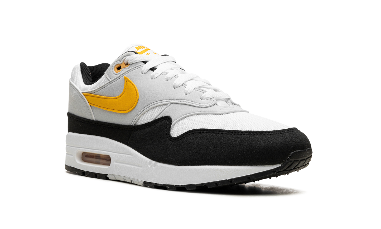 Air Max 1 "White / University Gold / Black" FD9082 104