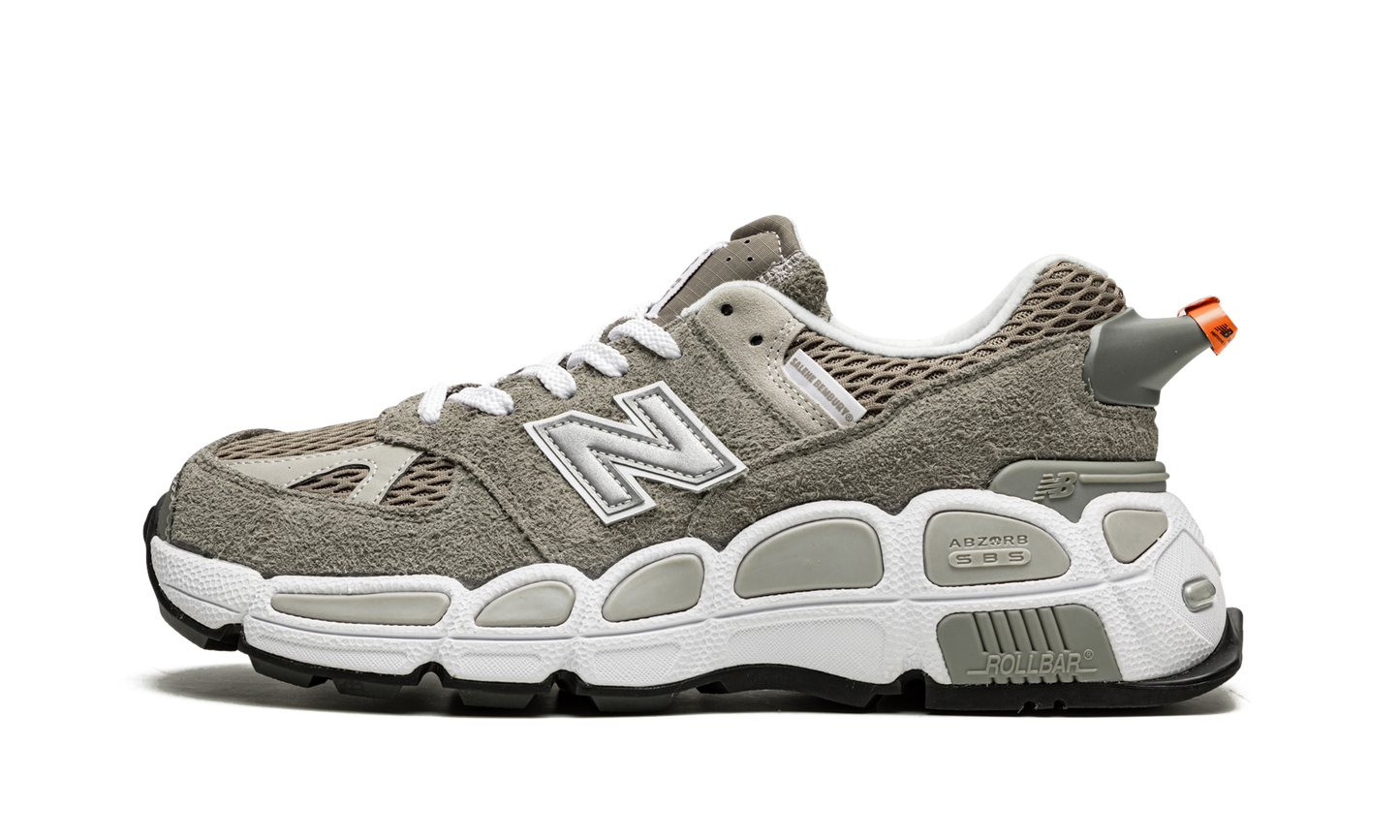 574 "Salehe Bembury - Yurt" MS574YSC