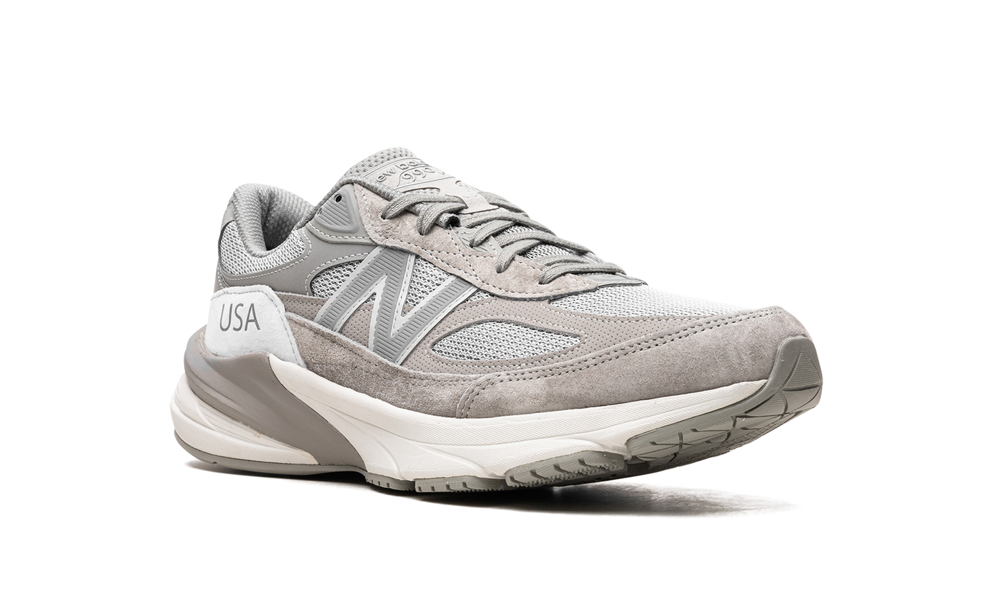 990v6 "WTAPS - Grey" M990WT6
