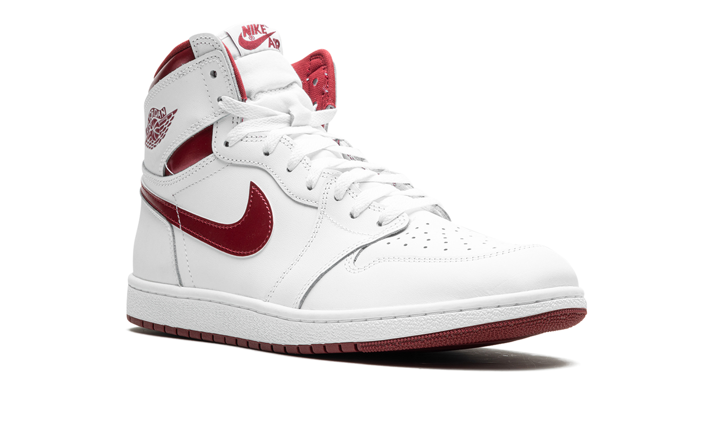 Air Jordan 1 High '85 "Metallic Burgundy" BQ4422 161