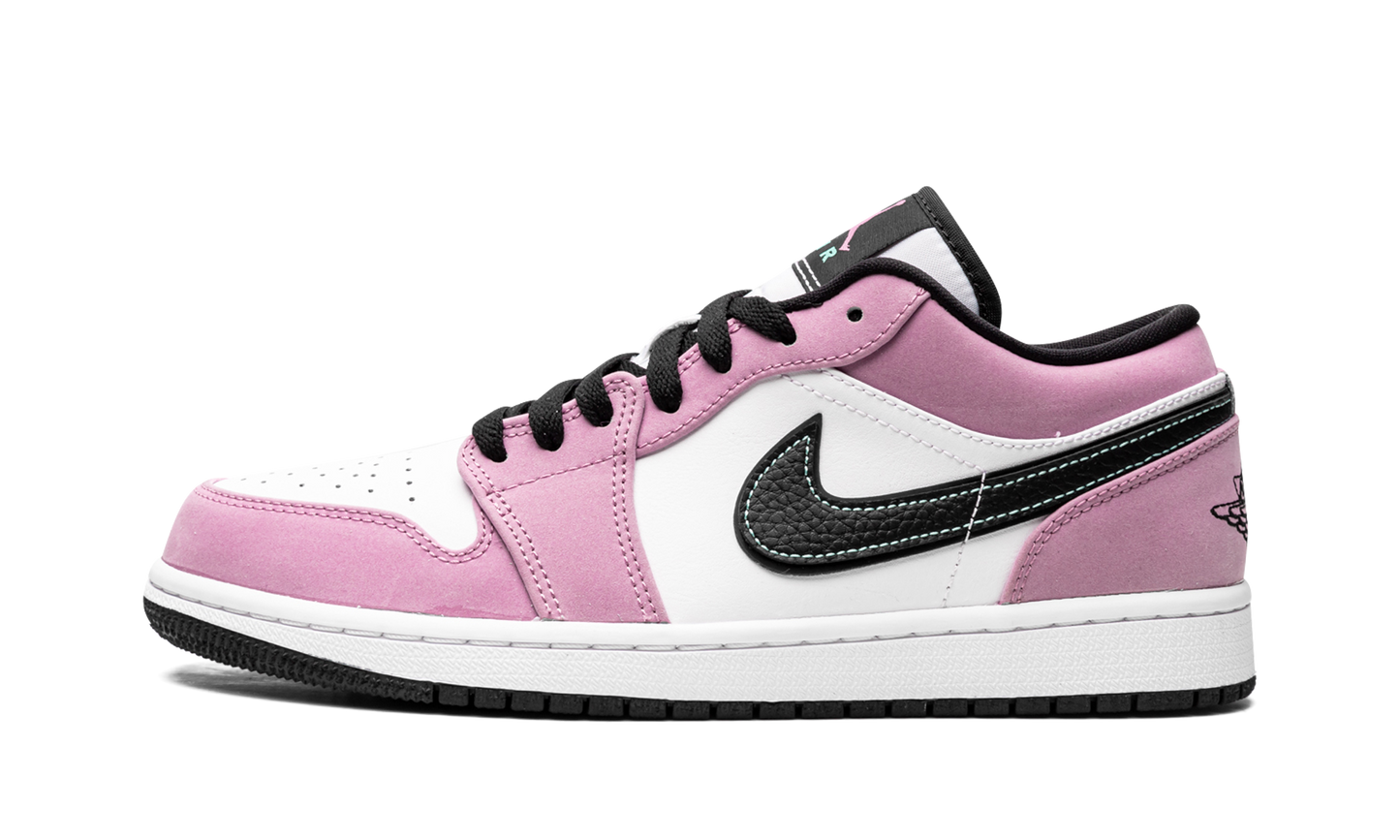 Air Jordan 1 Low SE "Violet Shock" CK3022 503