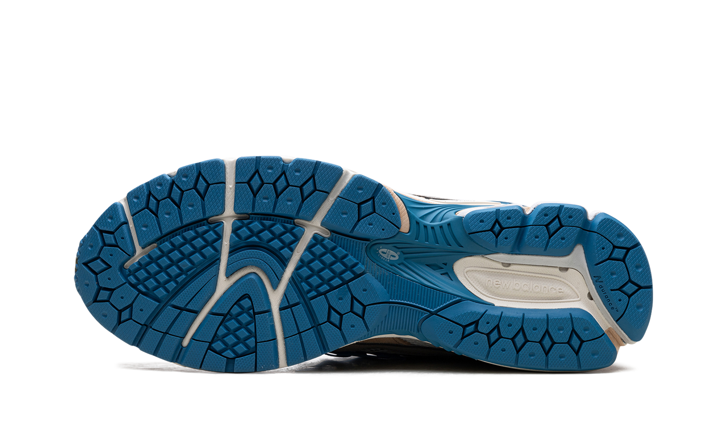 1906U "CNCPTS - Hours And Days" M1906NCS