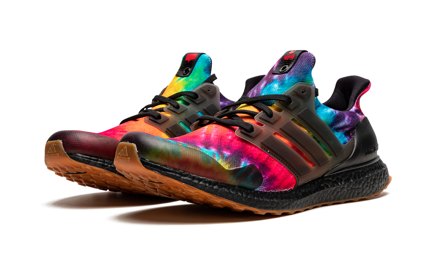 Ultra Boost "Nice Kicks - Woodstock Black Special Box"