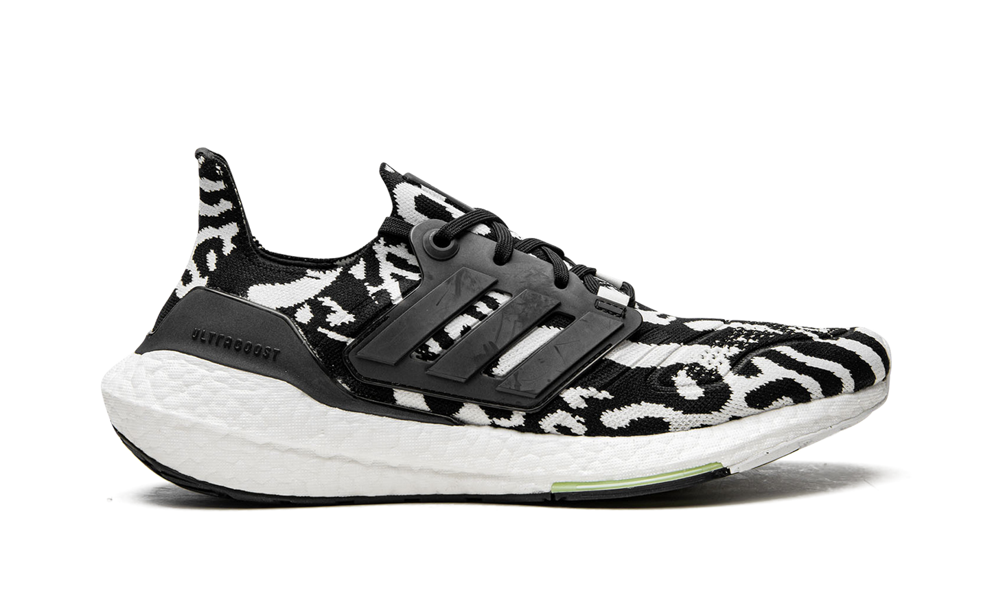 Ultraboost 22 "Zebra" GX6300