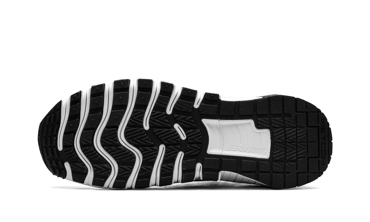 Free Metcon 6 "Black / White" FJ7127 001