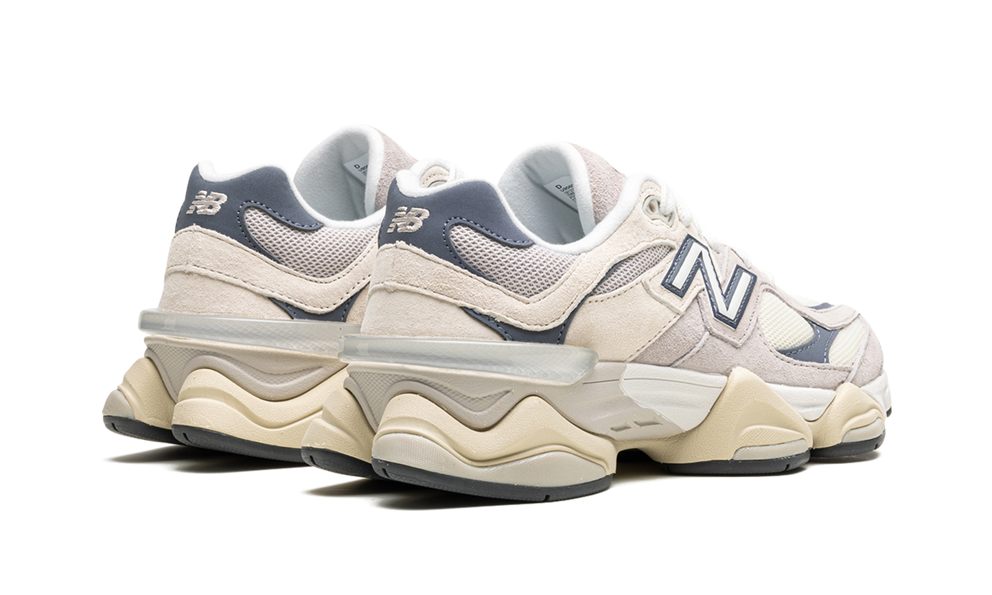 9060 "Moonrock Linen" U9060EEB