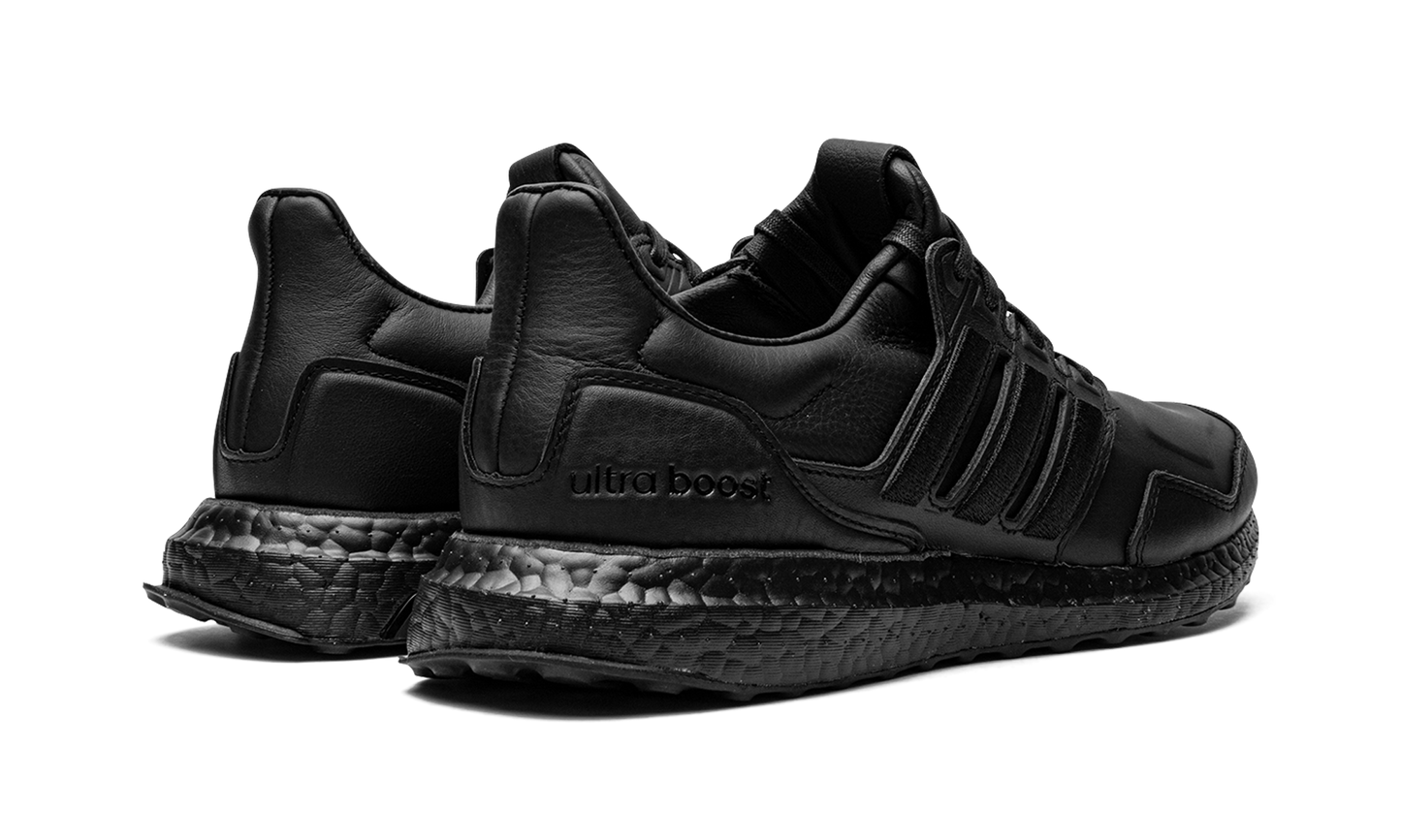 UltraBOOST leather EF0901
