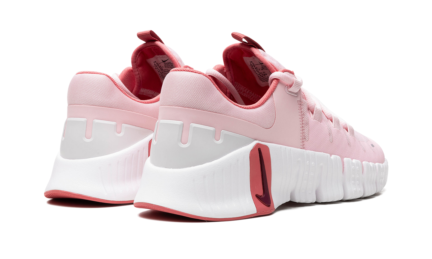 Free Metcon 5 WMNS "Pink Foam" DV3950 603