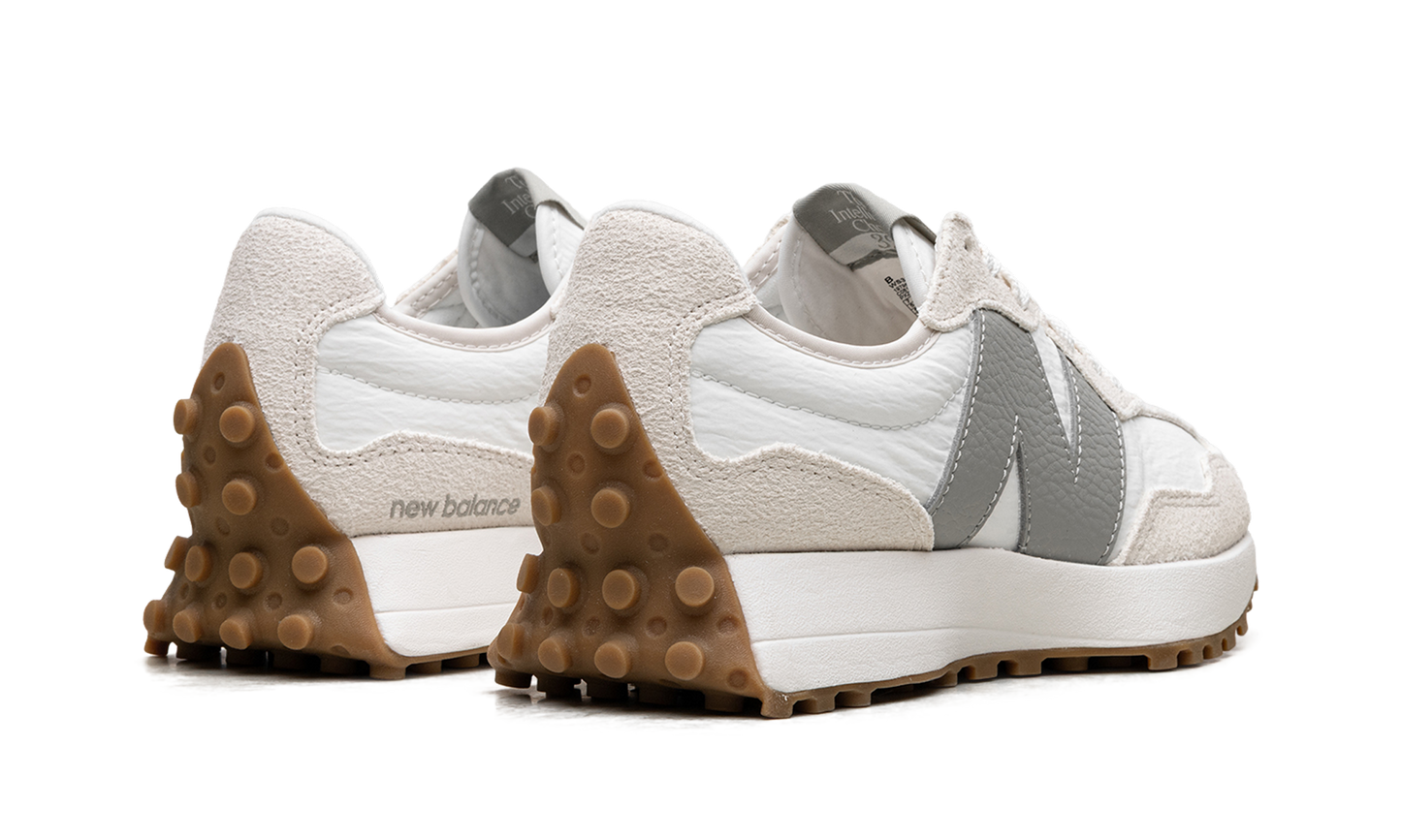 327 WMNS "Linen / Sea Salt / Olivine" WS327FTB