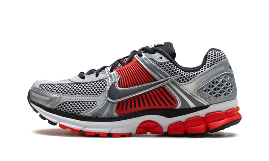 Zoom Vomero 5 "metallic silver black" FJ4151 005