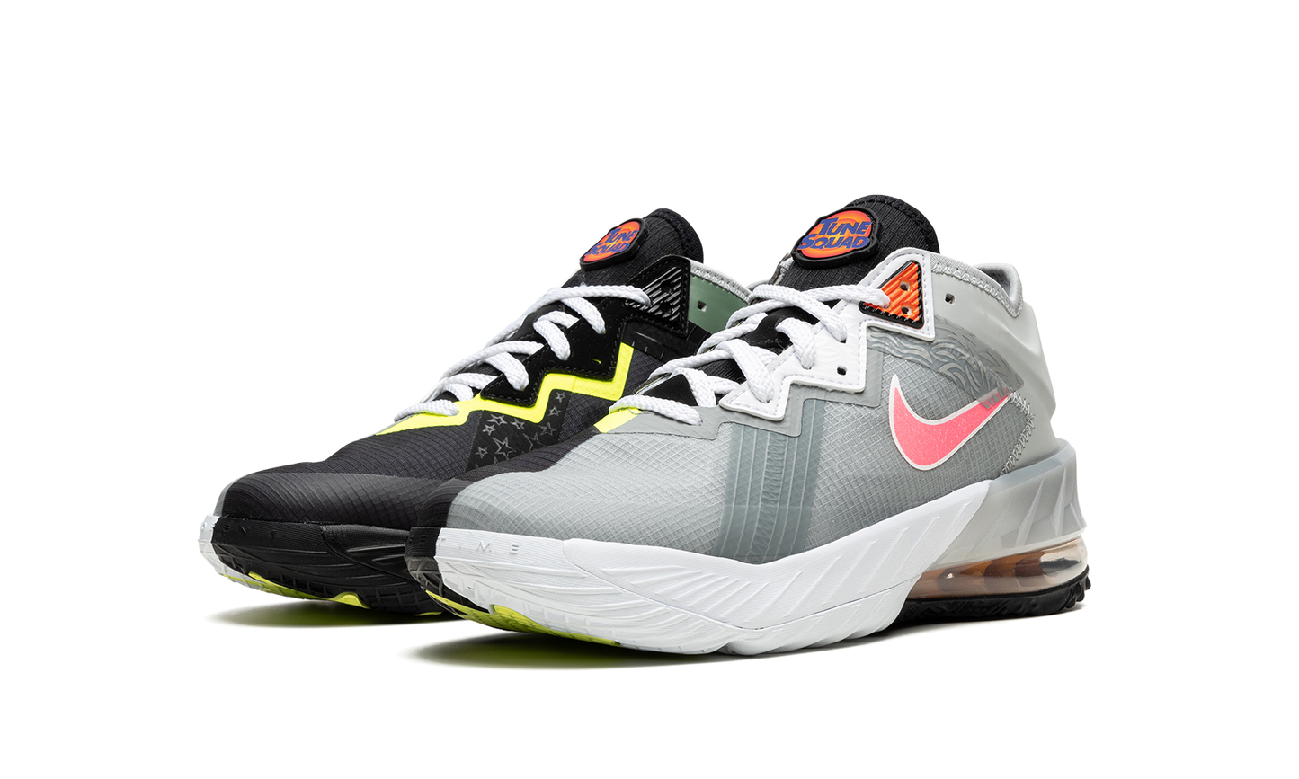 XVIII Low "Bugs vs Marvin - Space Jam" DJ3760 005