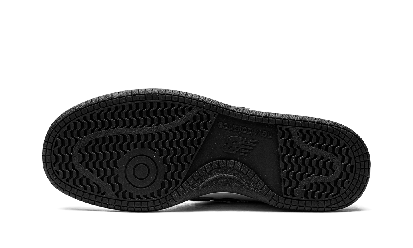 480 "Eye White Black"