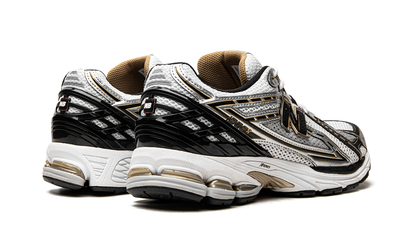 1906R "White / Gold" M1906RA