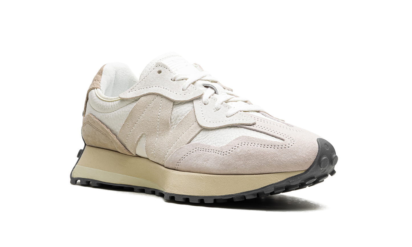 327 "Grey Day Moonrock" U327WGA