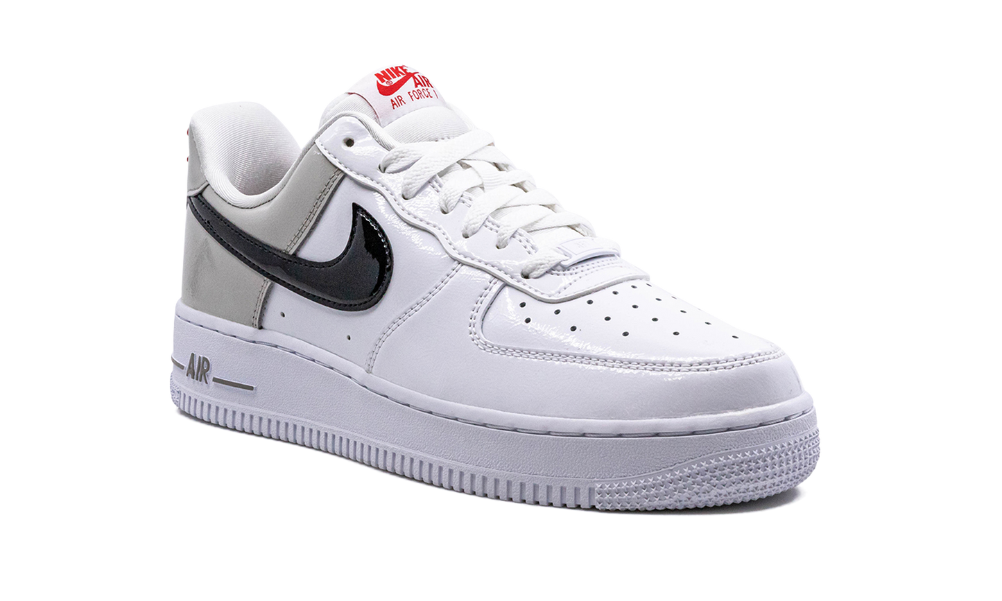 AIR FORCE 1 '07 LT WMNS "Light Iron" DQ7570 001