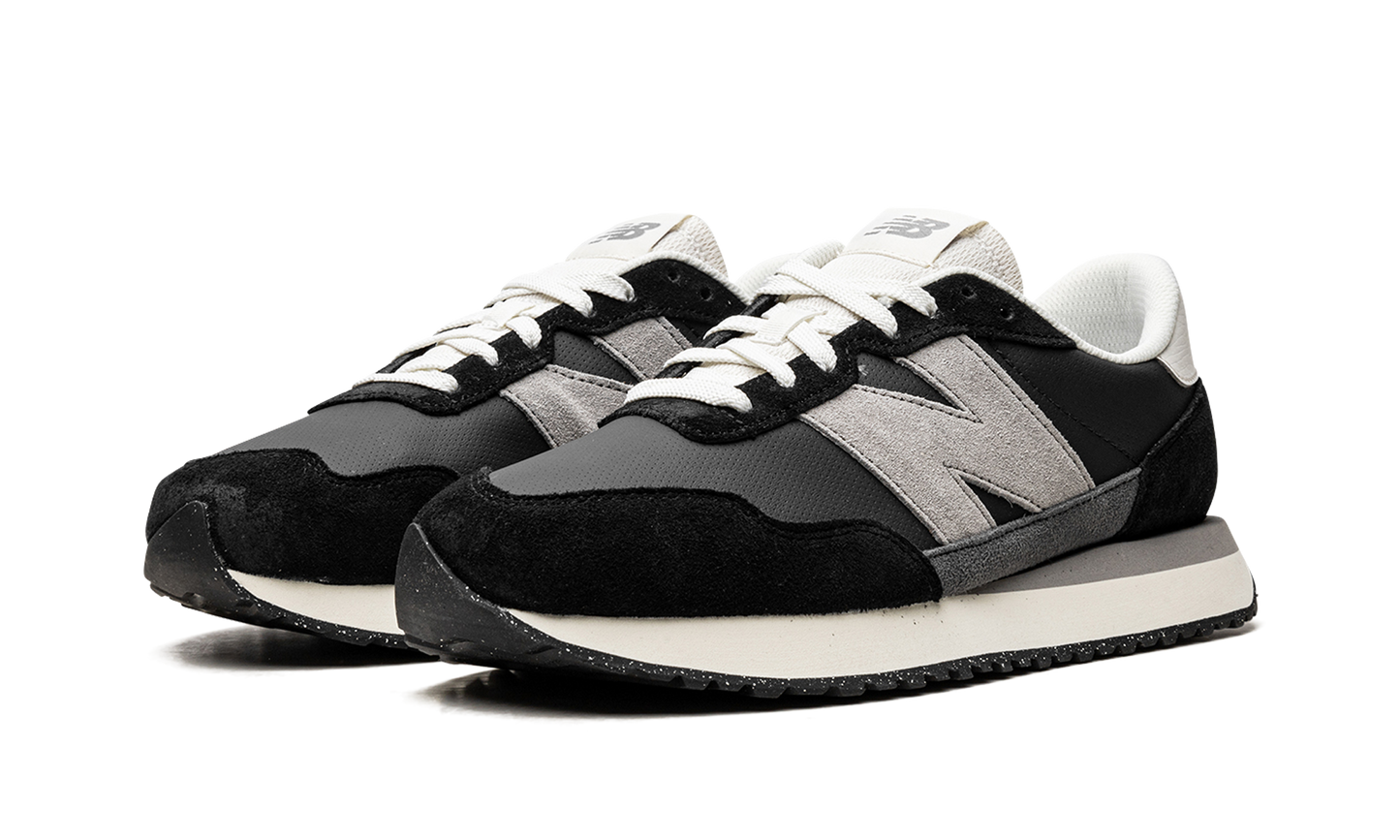 237v1 "Black/Grey/White" MS237RC