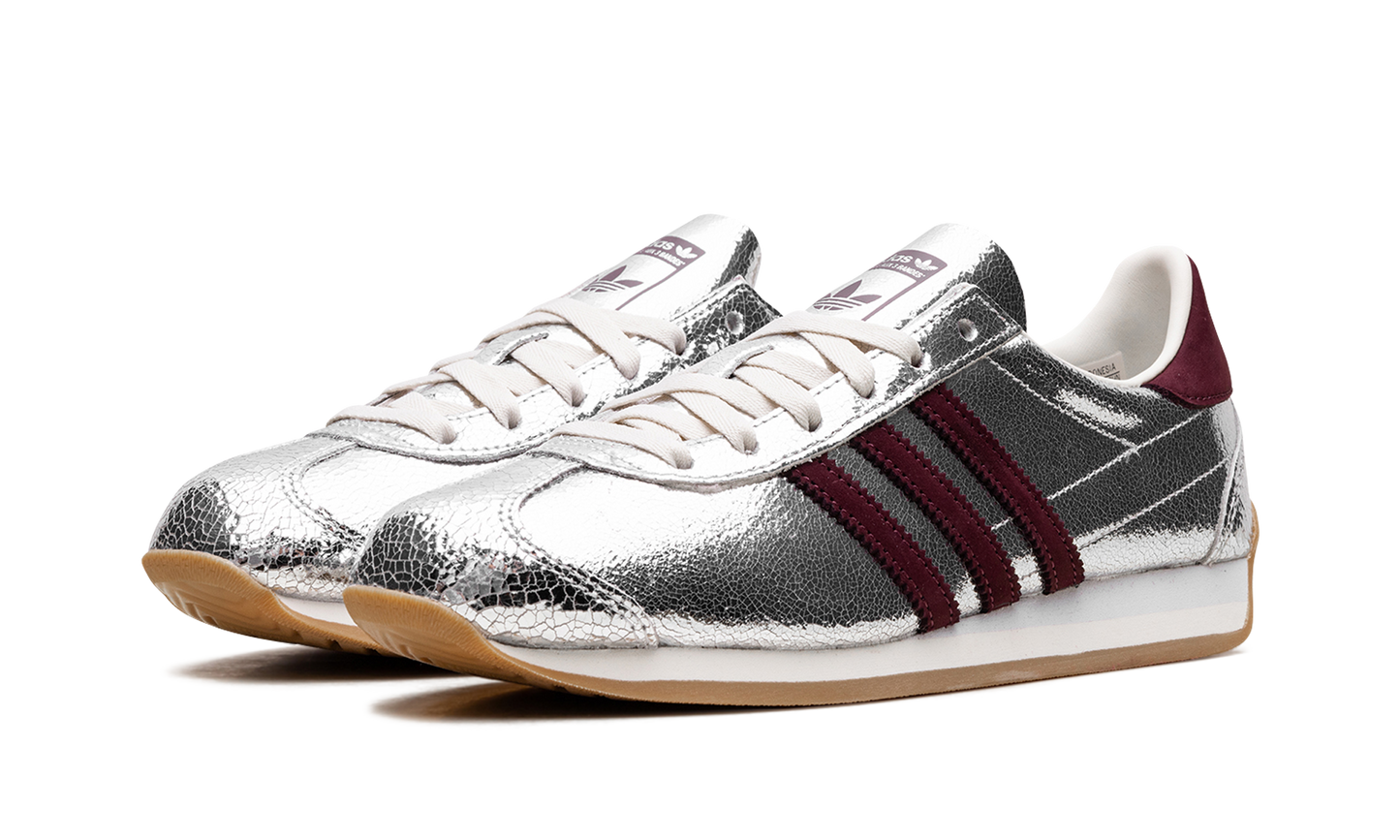 Country OG WMNS "Silver Metallic Maroon" JQ5111