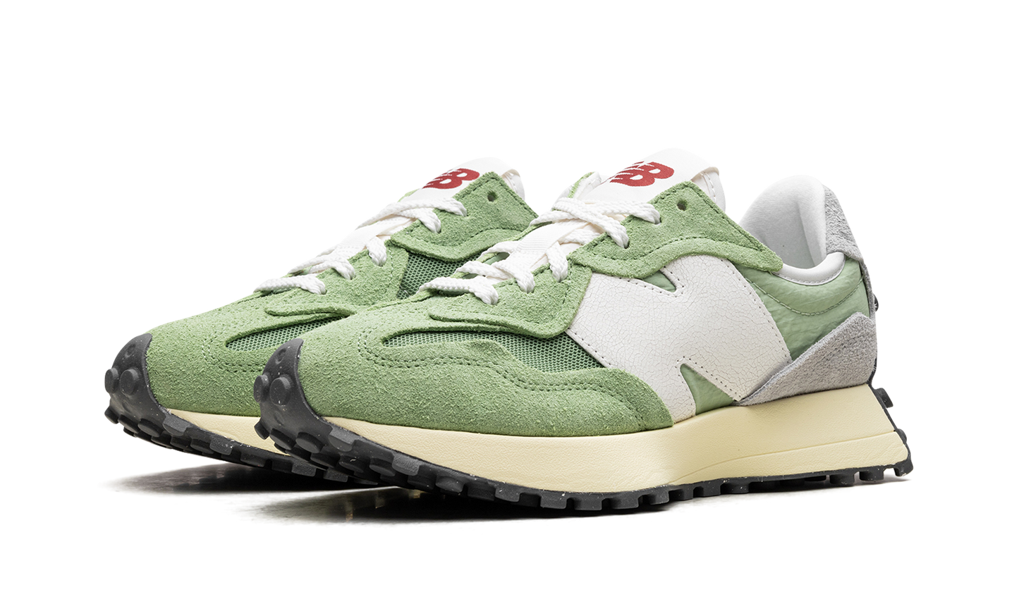 327 "CHIVE AVOCADO" U327WRD