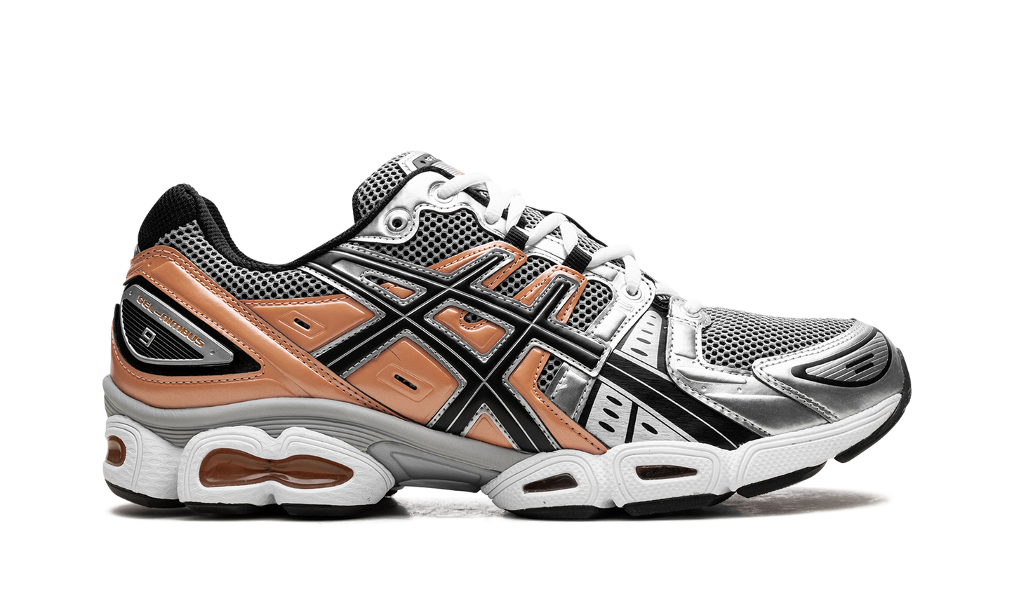 GEL-Nimbus 9 "Sheet Rock / Orange Lily" 1201A424 025