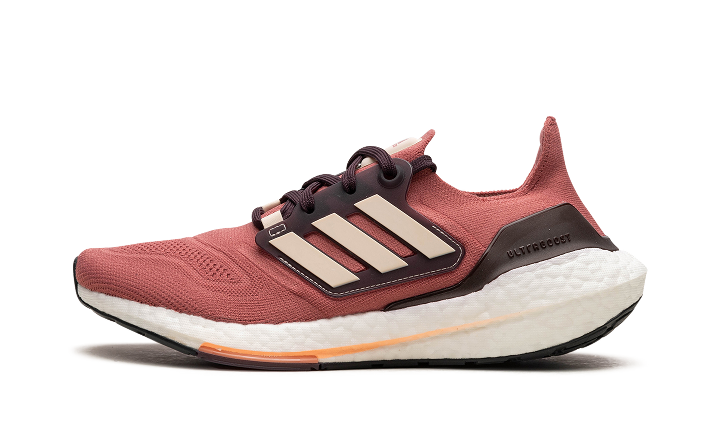 ULTRABOOST 22 WMNS "Wonder Red Bliss Orange"