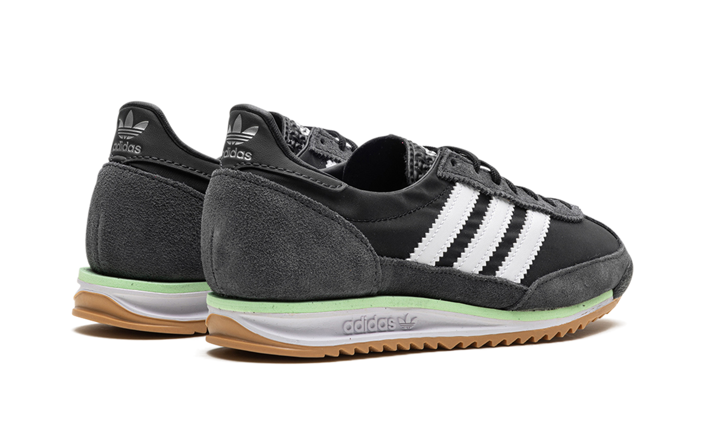 SL 72 OG WMNS "Core Black Cloud White Carbon"