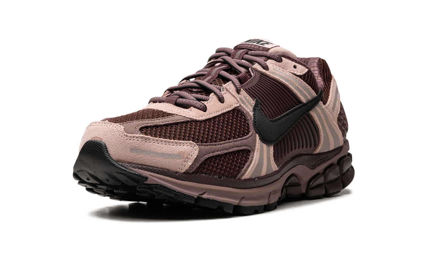 ZOOM VOMERO 5 WMNS "Plum Eclipse" FV1166 200