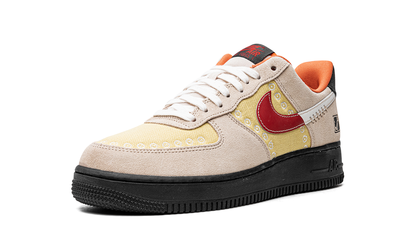 Air Force 1 Low "Somos Familia" DZ5355 126