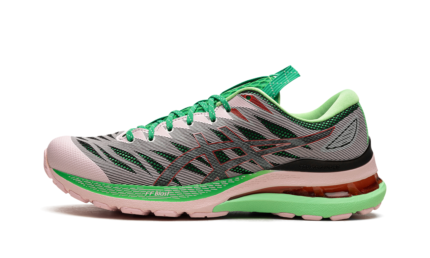 FN3-S GEL-KAYANO 28 WMNS "Sweet Dreams" 1202A261 700