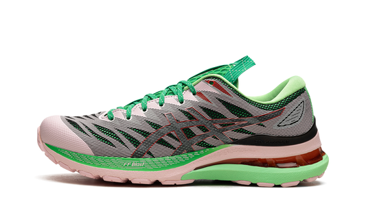 FN3-S GEL-KAYANO 28 WMNS "Sweet Dreams" 1202A261 700