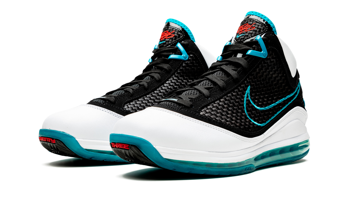 Lebron 7 QS "Red Carpet" CU5133 100