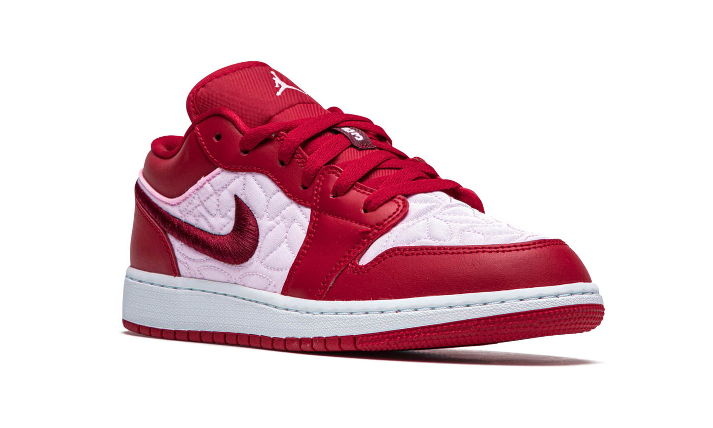 Air Jordan 1 Low SE GS "Pink Quilt"