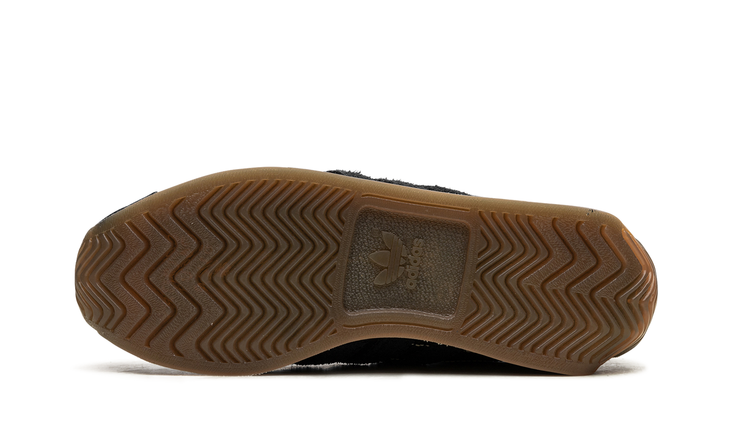 Country "Wales Bonner"