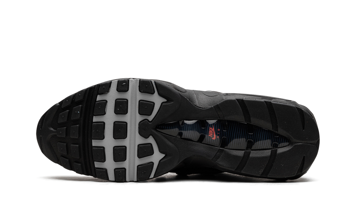 Air Max 95 "Track Red" DM0011 007