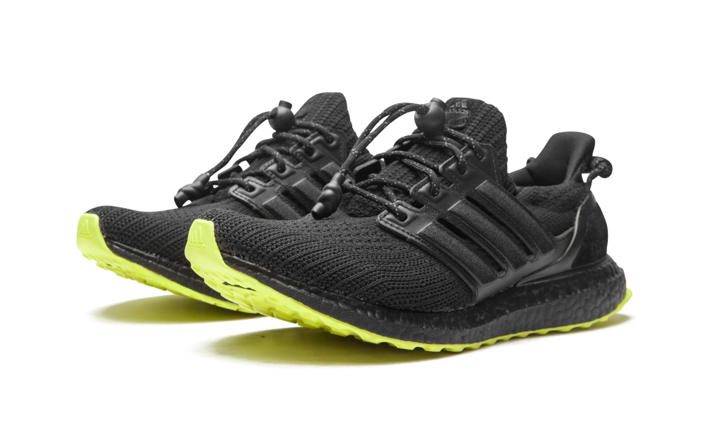 Ultra Boost "Ivy Park - Black / Hi-Res Yellow" GX0200