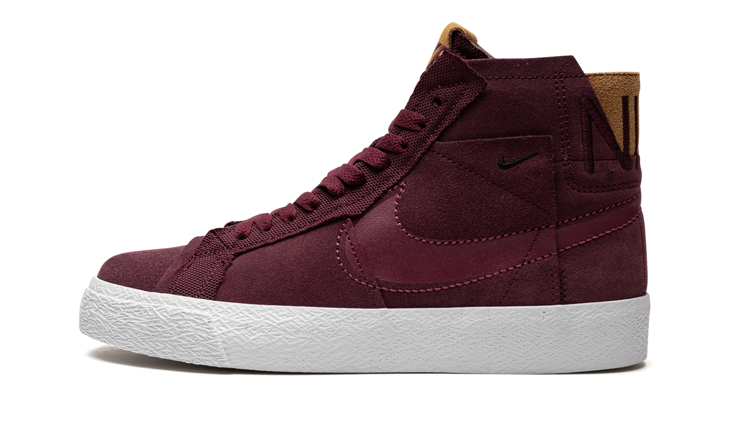 SB Blazer Mid "Night Maroon" DV7898 600