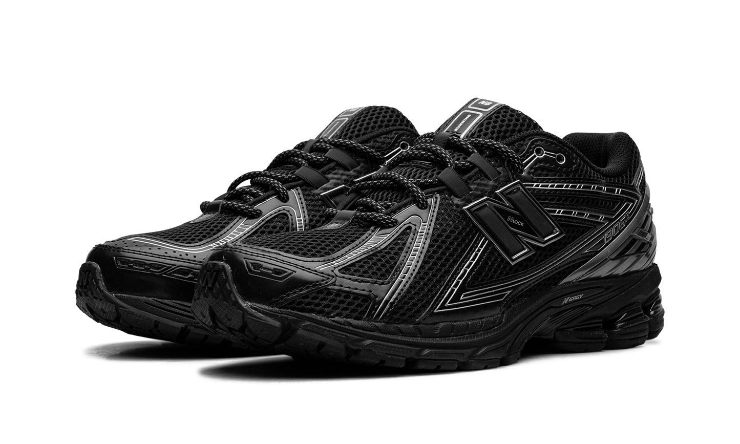 1906R "Black Silver" U1906ROS