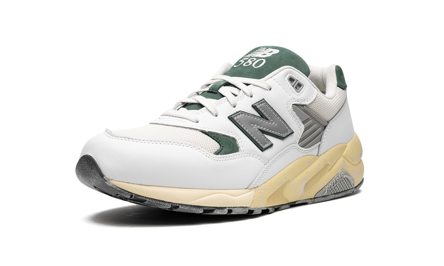 580 "Nightwatch Green" MT580RCA