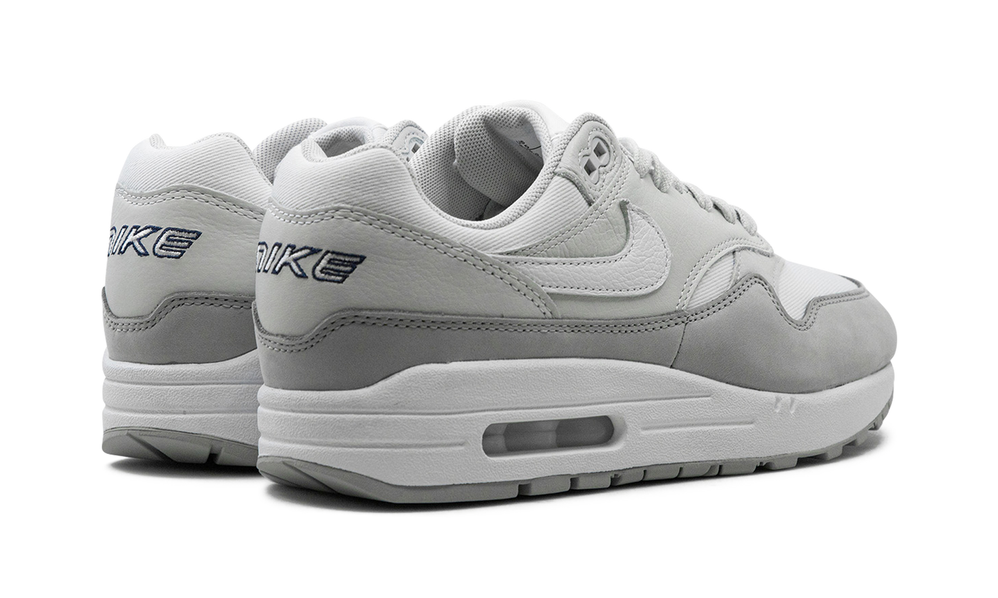 AIR MAX 1 '87 LX WMNS "Light Smoke Grey" FN0564 001