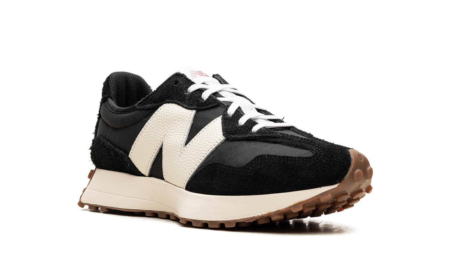 327 WMNS "Black White Gum" WS327BL
