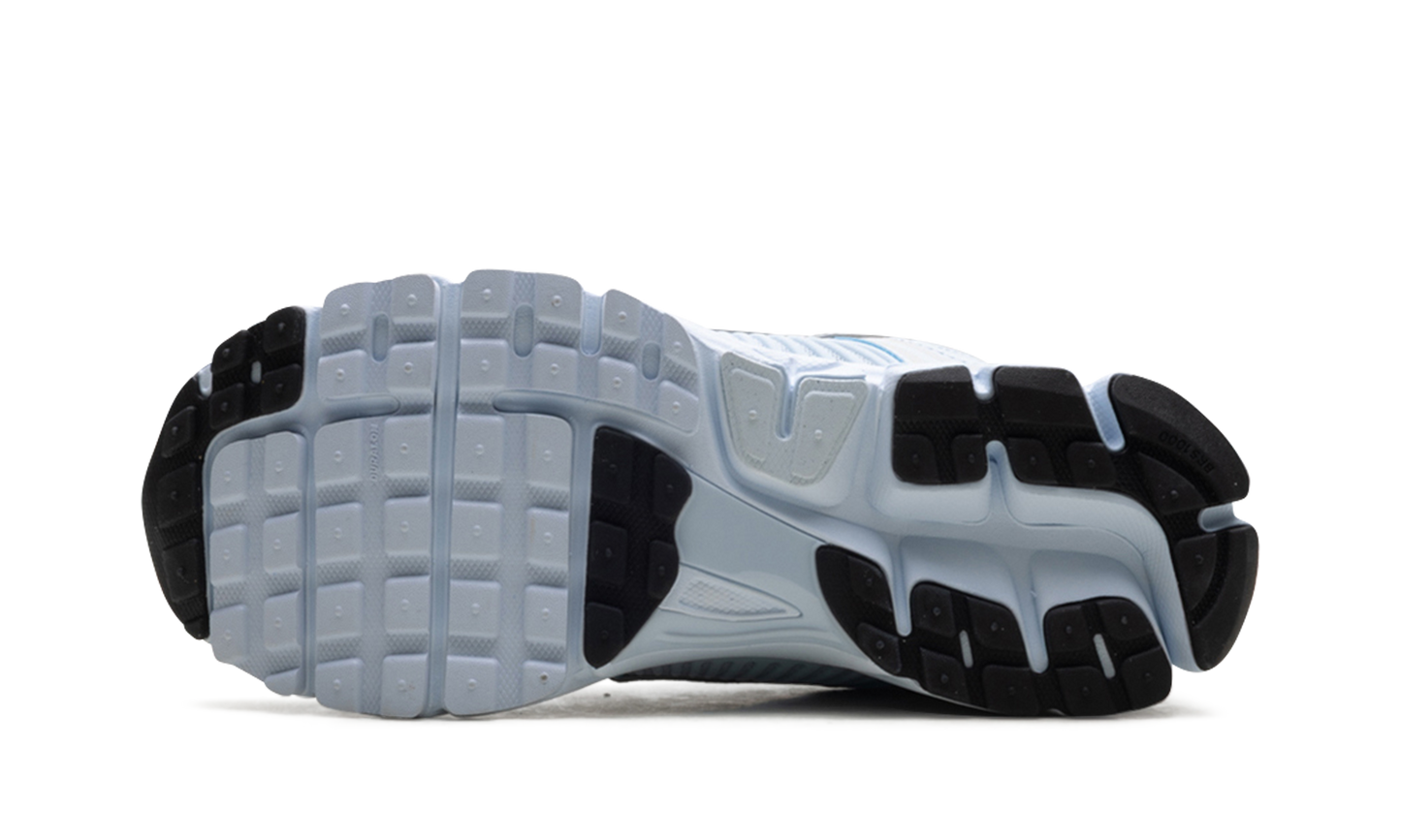 Zoom Vomero 5 WMNS "Blue Tint" FJ2028 401