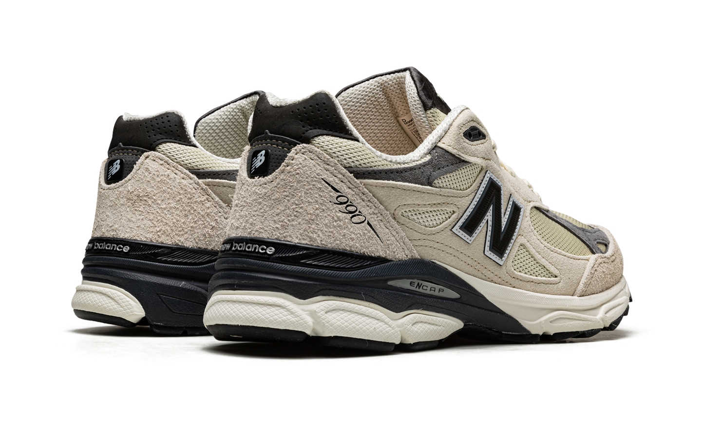 990 V3 "Teddy Santis - Moonbeam" M990AD3