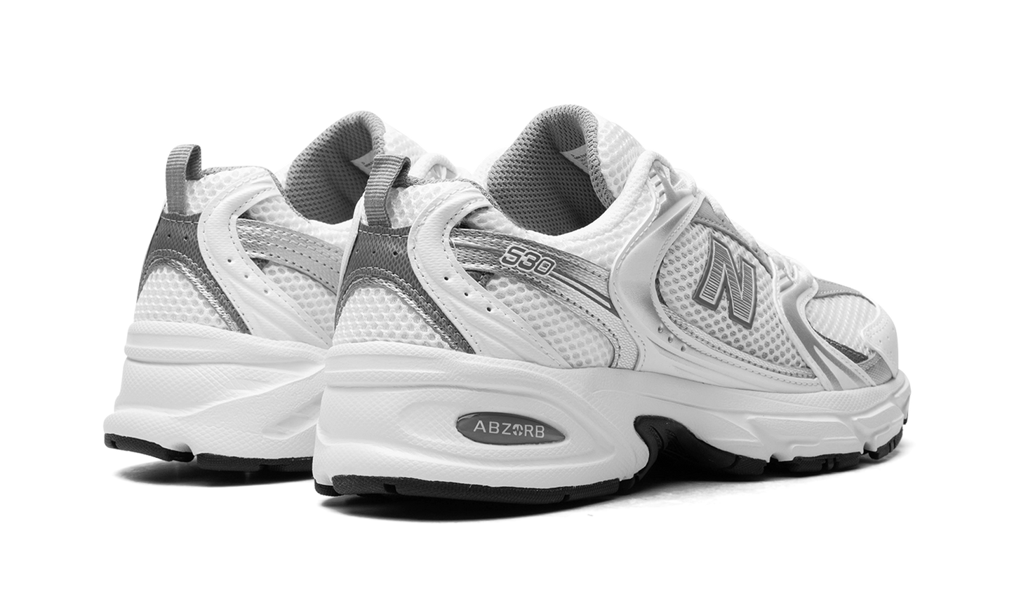 530 "White Silver Metallic" MR530AD