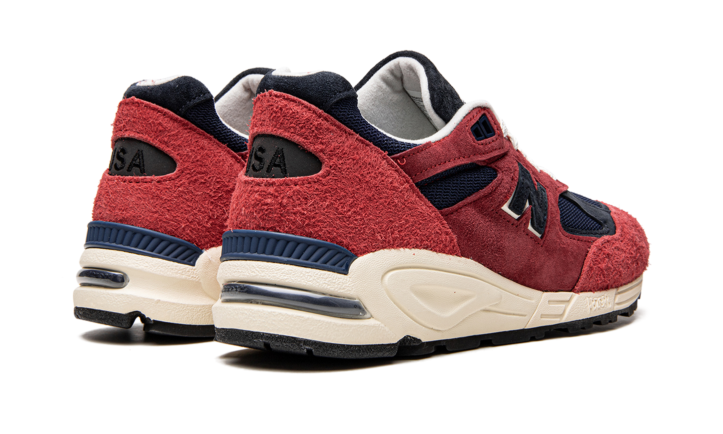 990v2 Made In USA "Chrysanthemum" M990AD2