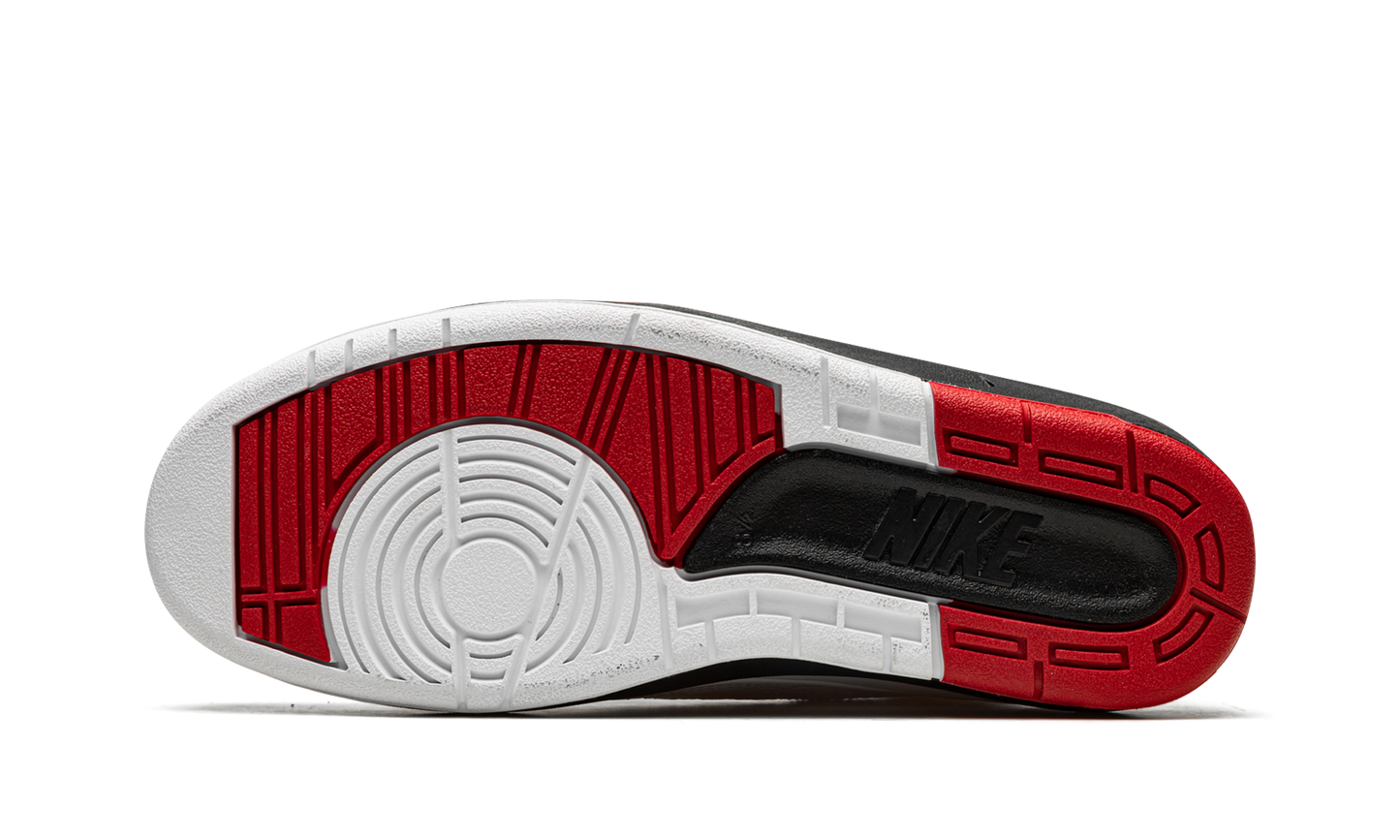 Air Jordan 2 Retro OG "Chicago 2022" DX2454 106