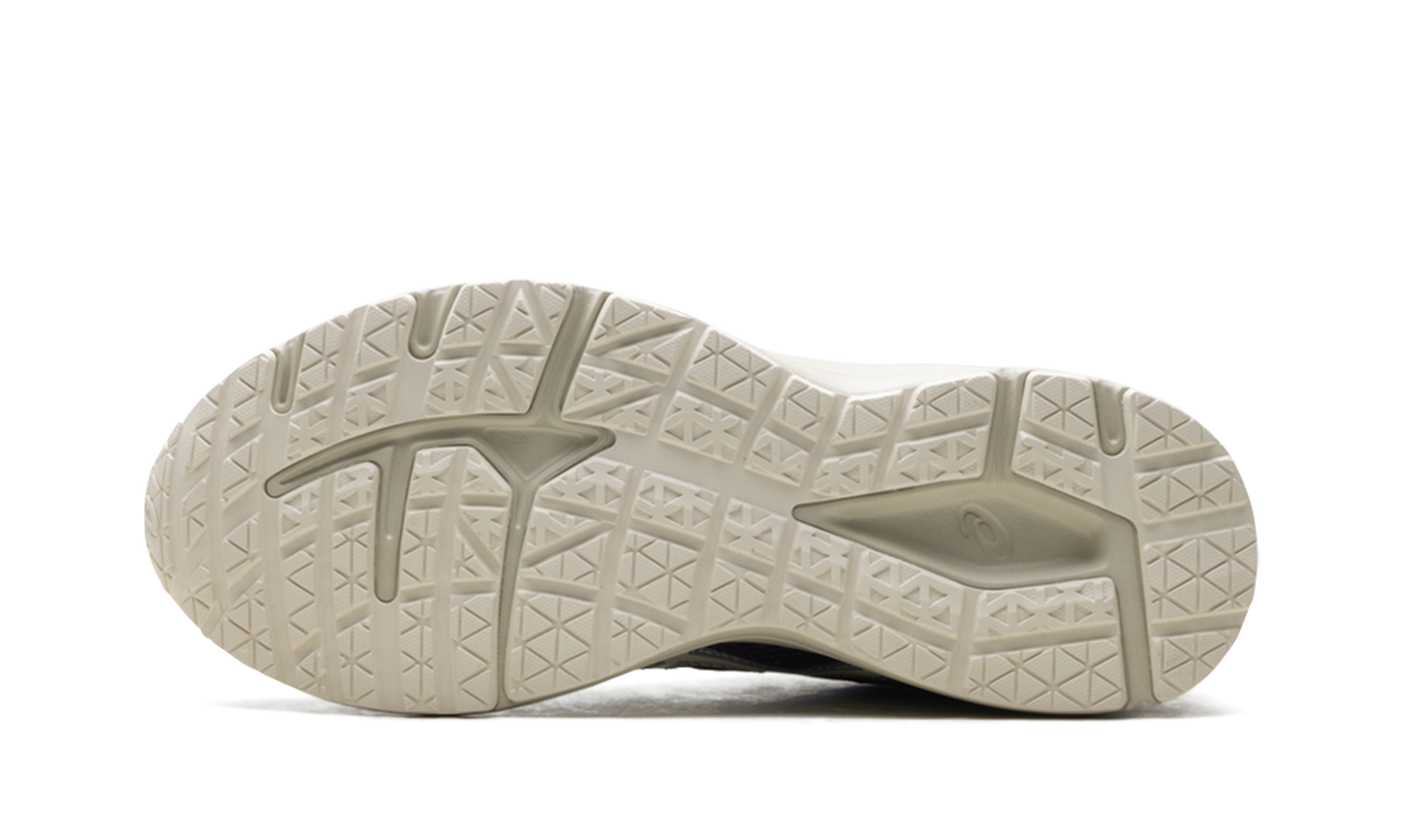 JOG 100S "Kith - Espresso Vanilla Ice" 1203A848 200