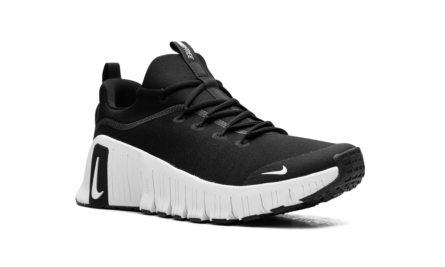 Free Metcon 6 "Black / White" FJ7127 001