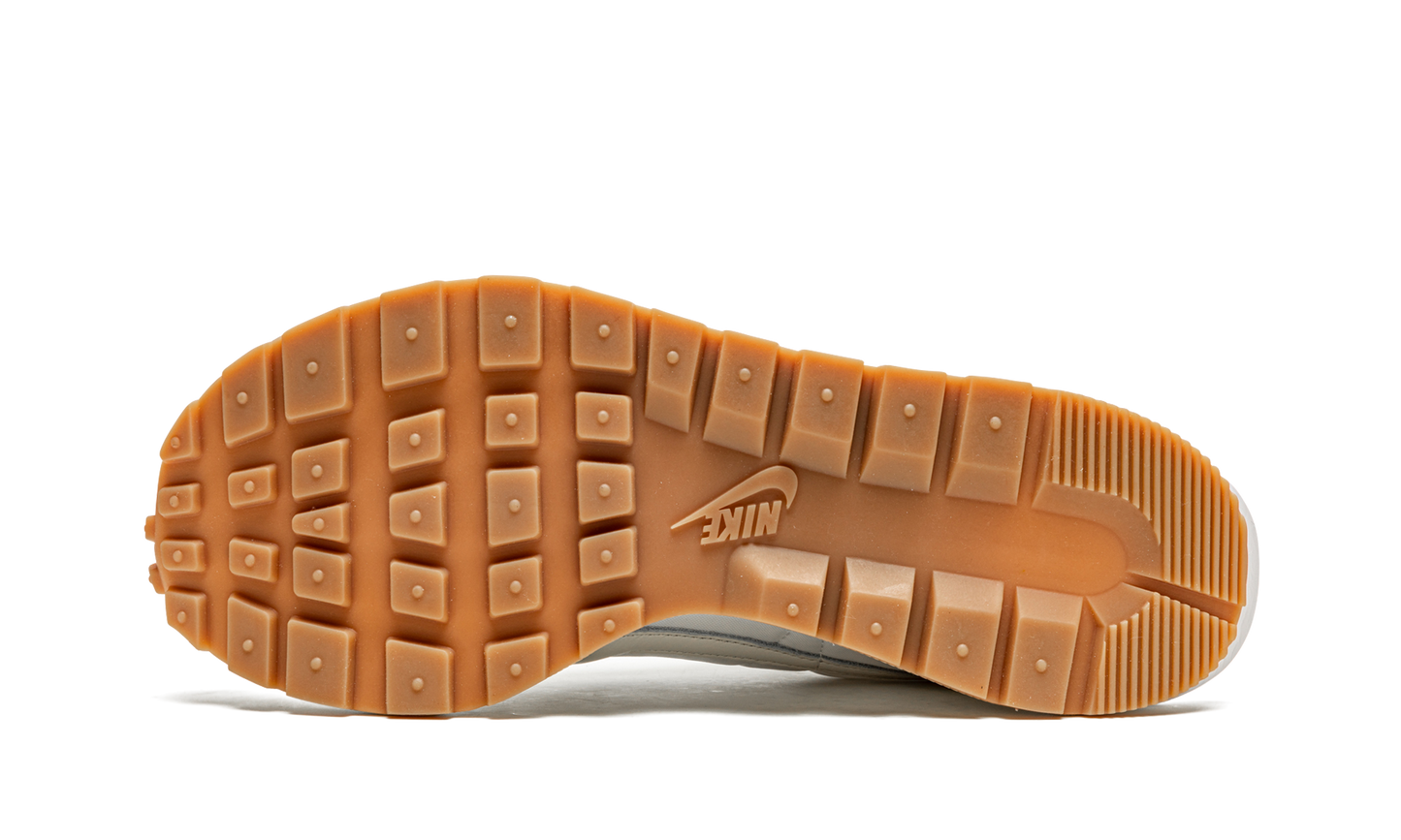 VaporWaffle "Sacai - Sail" DD1875 100