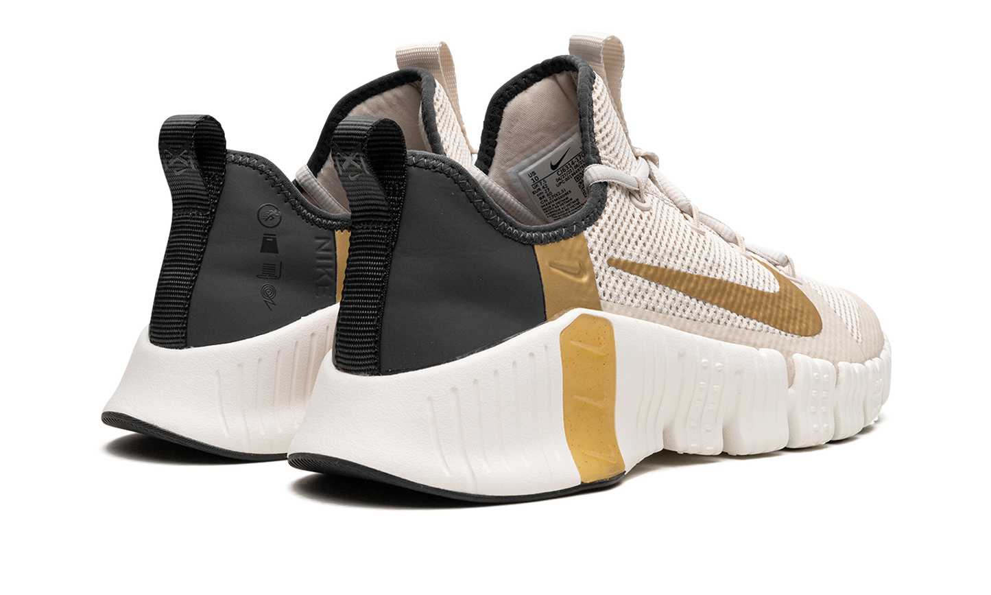 FREE METCON 3 WMNS "Light Orewood Brown" CJ6314 170