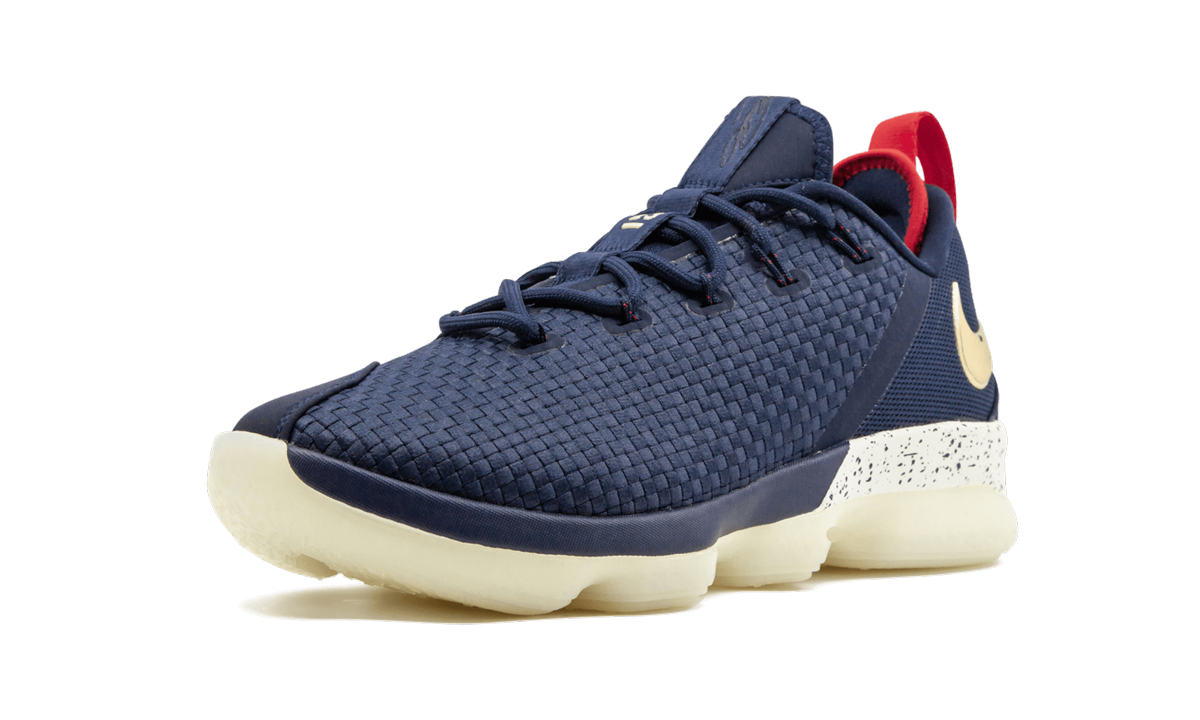 Lebron 14 Low "USA" 878636 400